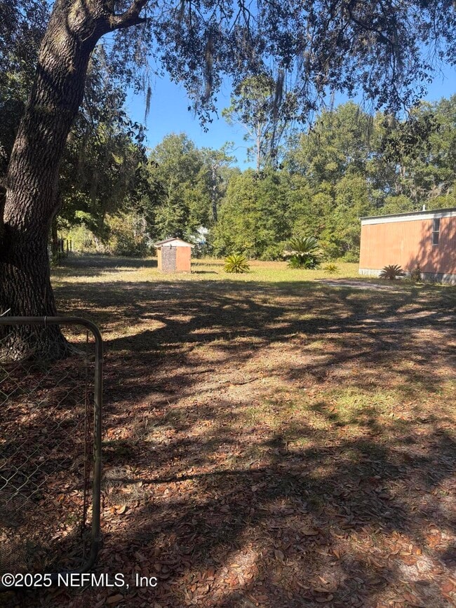 Building Photo - 202 2nd Way