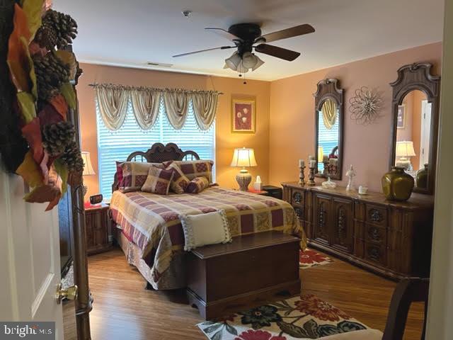 Building Photo - 305 Red Bud Ln