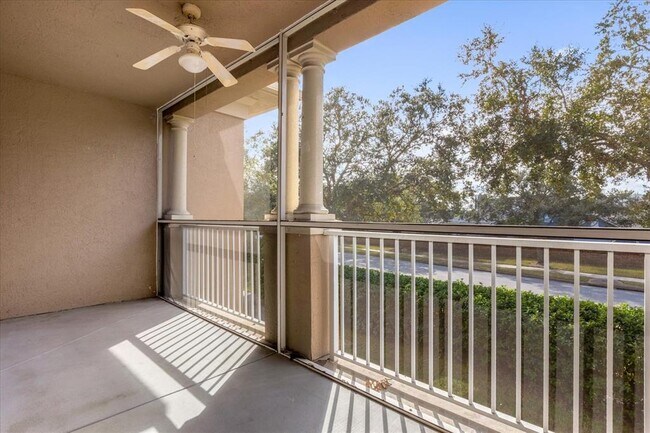Building Photo - 14304 Fredricksburg Dr