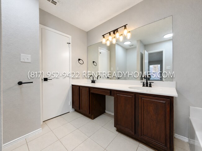 Building Photo - 9431 Crimnson Ct