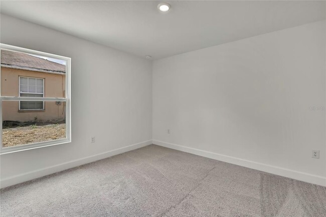 Building Photo - 3390 Dristol Ave