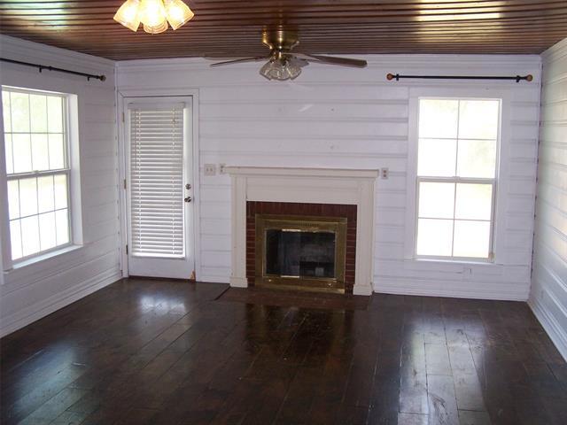 Building Photo - 802 N Powell Pkwy