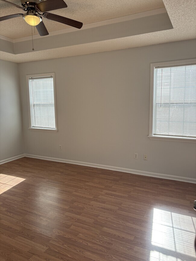 Building Photo - 3005 Schroer Dr