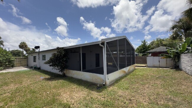 Building Photo - 3603 William St