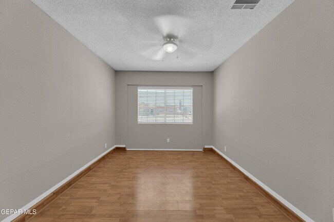 Building Photo - 228 Caribe Cir