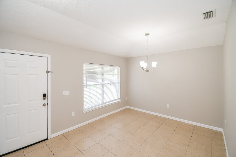 Building Photo - 5107 Johnson Creek Dr