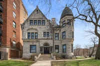 Building Photo - 4545 S Drexel Blvd