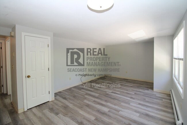 Building Photo - 28 Ivy Ln