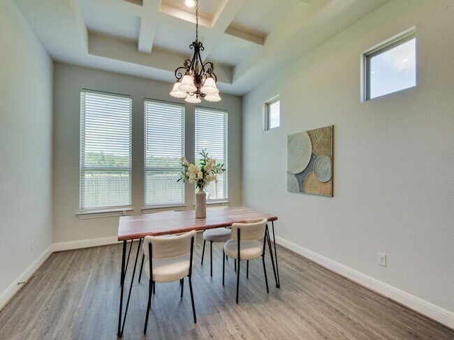 Building Photo - 204 Pulitzer Dr