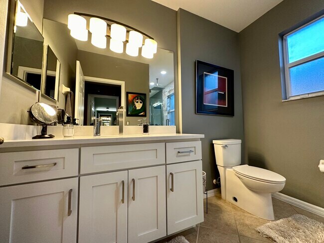 Building Photo - 9687 Springlake Cir