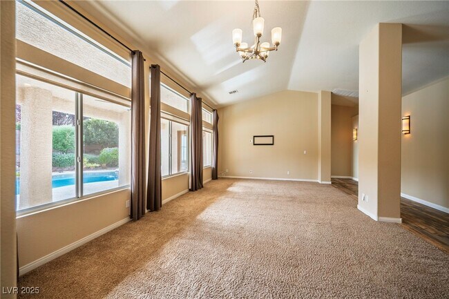 Building Photo - 921 San Bruno Ave