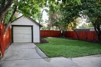 Building Photo - 960 Simpson Ave