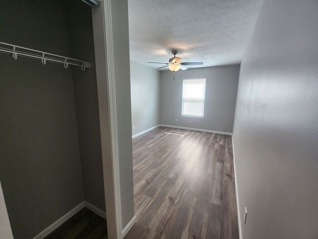 Building Photo - Hot Deal: Save $2,000 Today! Qualified app...