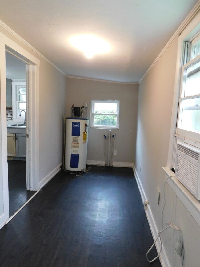 Building Photo - 3 bedroom 1 bath in Elizabeth City