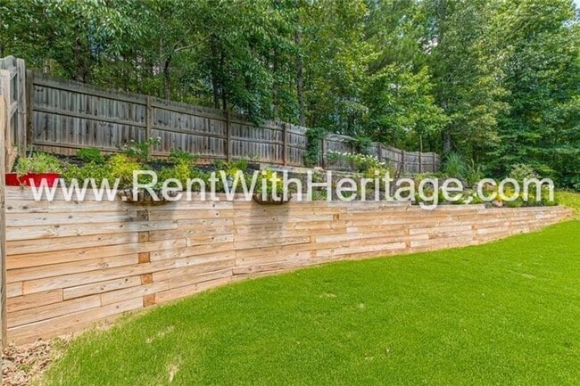 Building Photo - GORGEOUS 4 BEDROOM / 2.5 BATH WITH ALL THE UPGRADES IN POULAR KINGSWOOD SWIM / TENNIS COMMUNTY