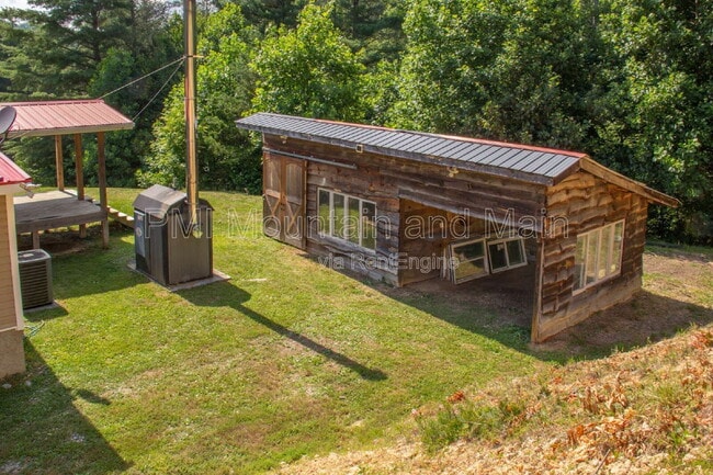 Building Photo - 3113 Revere Rd