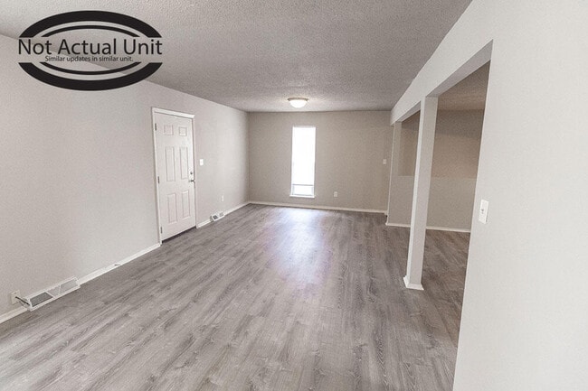 Building Photo - 211 Wheaton Ct