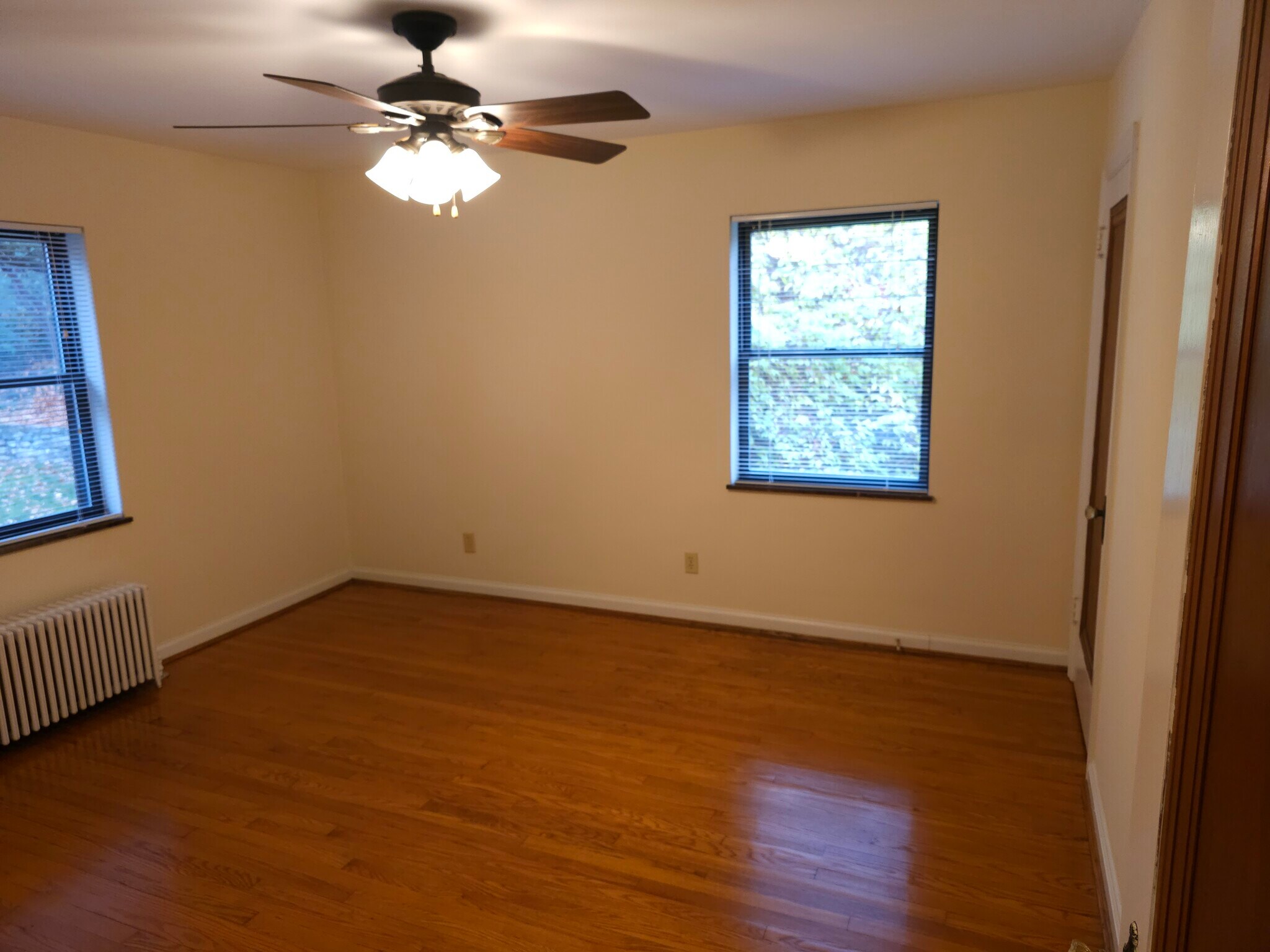 Building Photo - 234 Woolper Ave