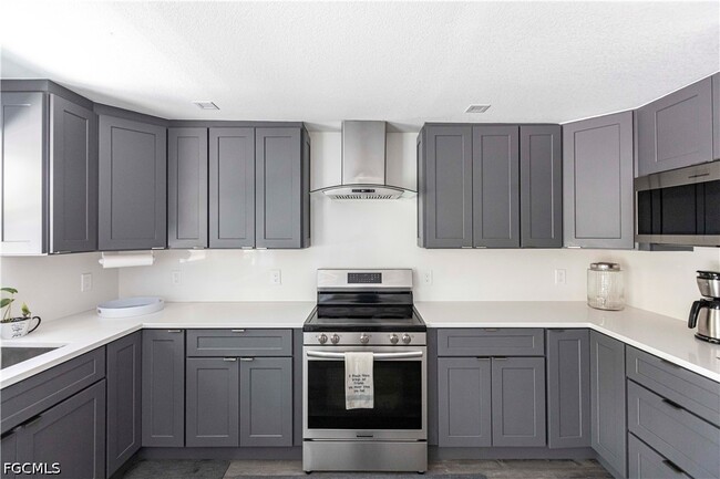 Building Photo - 15410 Allen Way