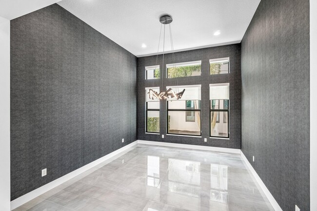 Building Photo - 9006 Dulcetto Ct