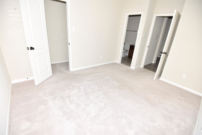 Building Photo - 1204 Night Owl Ct