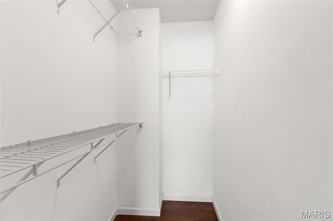 Building Photo - 209 Flint Brook Dr