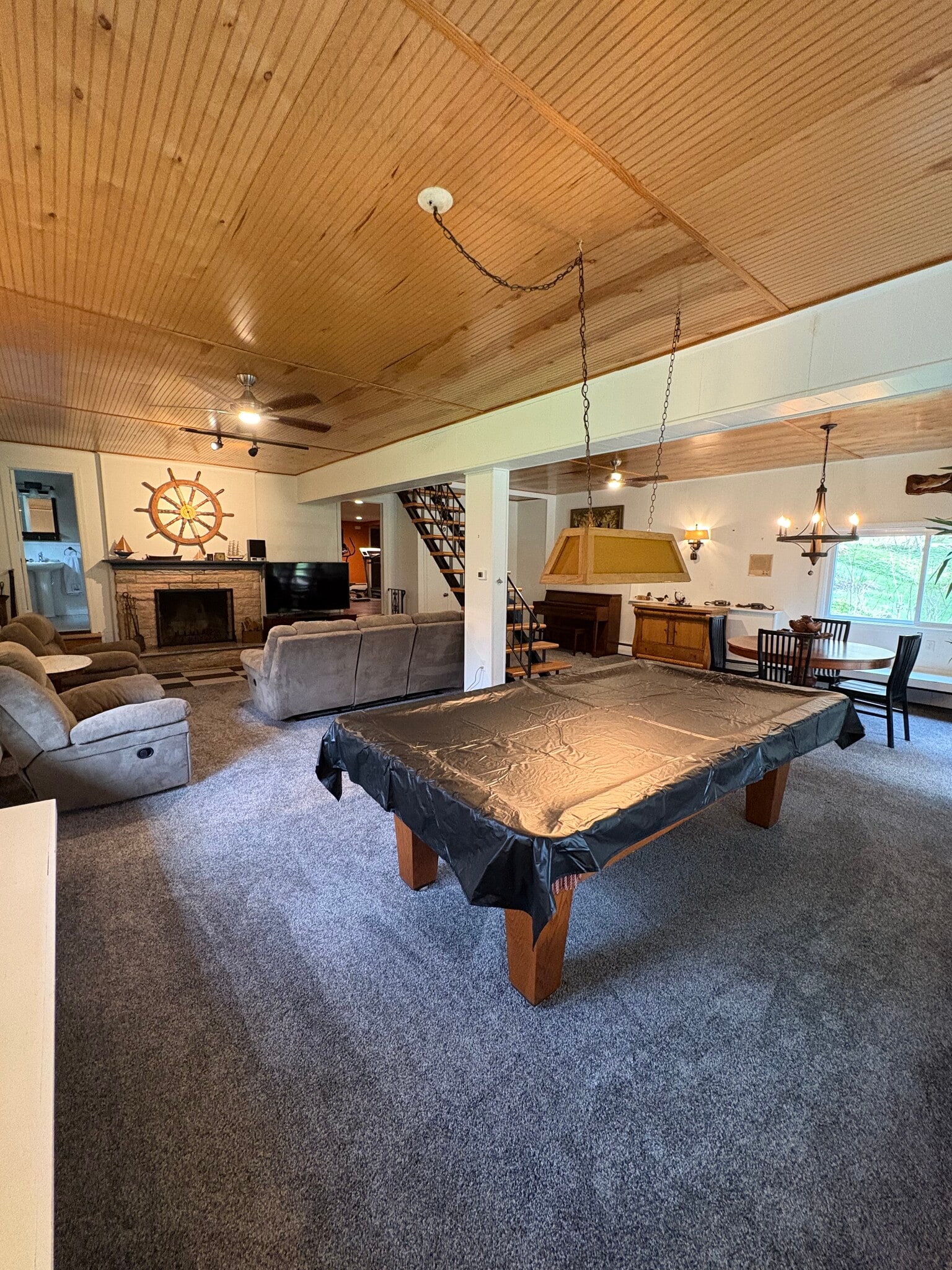 Living Room - 166 Center Rd