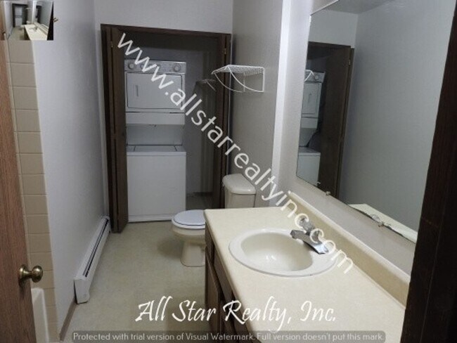 Building Photo - 7301 Woburn-2