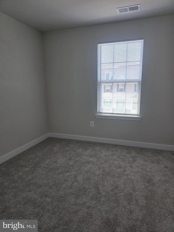 Building Photo - 703 Kalmar Ln