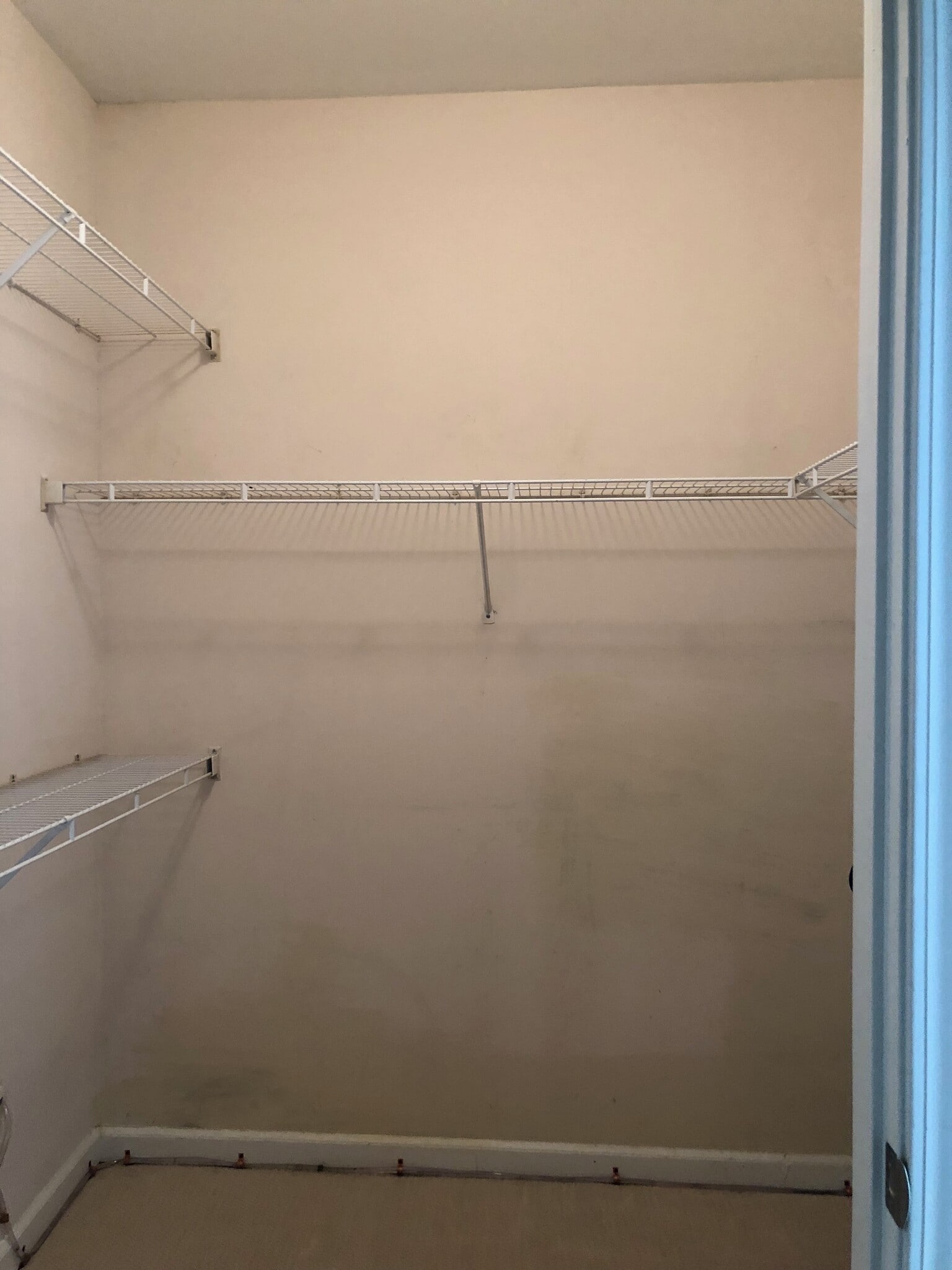 Master Walk in closet - 765 Walker Sq