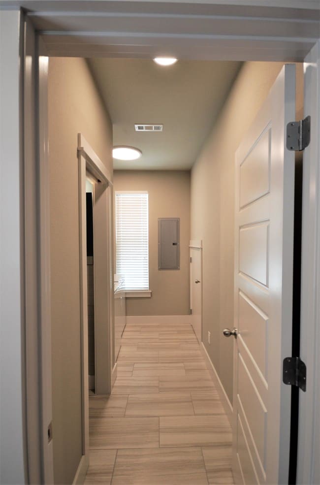 Building Photo - 2019 S Florida Way