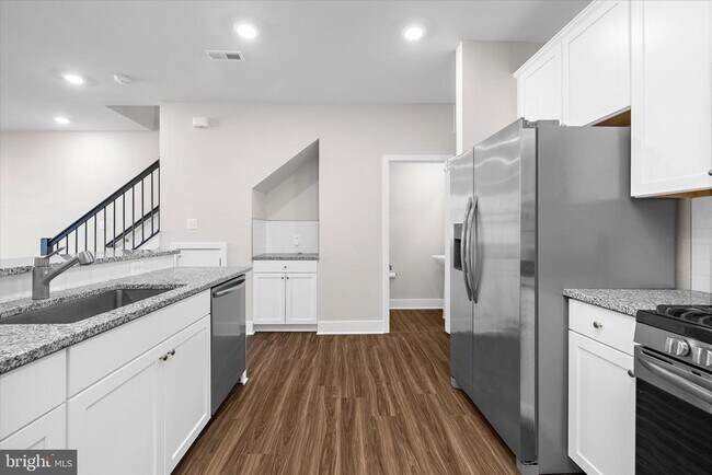 Building Photo - 7738 Port Capital Dr
