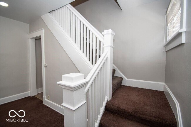 Building Photo - 1541 E Ohio St