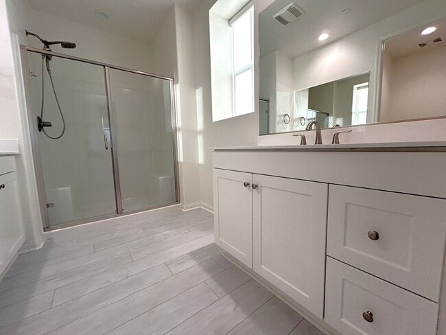 Building Photo - PADDOCK AVE CHINO 91708 (4 BED / 3 BATH)