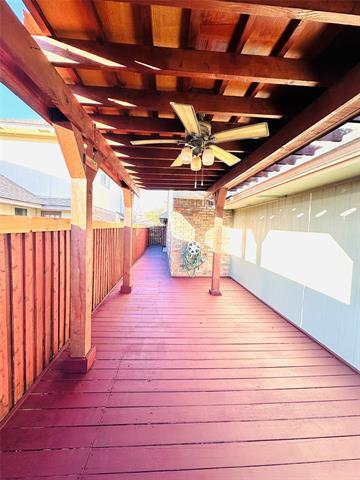 Building Photo - 2032 Greenview Dr