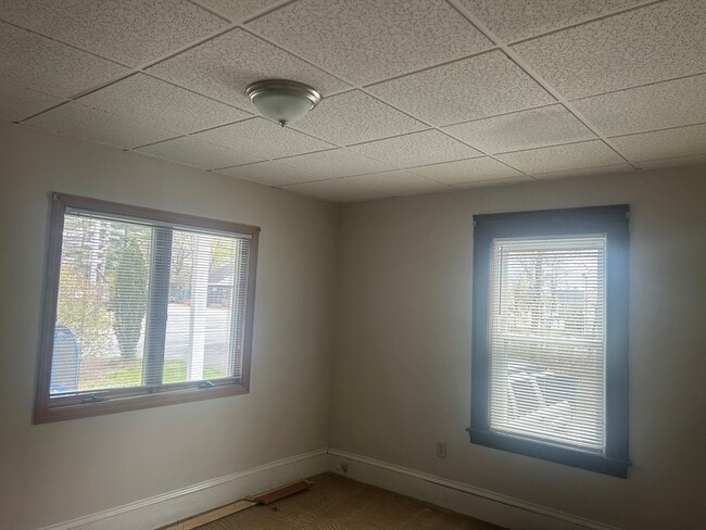 Building Photo - 1236 Mammoth Rd