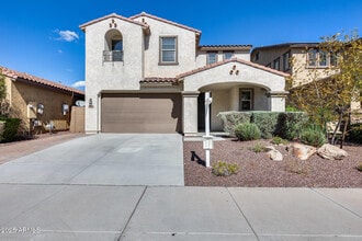 Building Photo - 9944 W Louise Dr