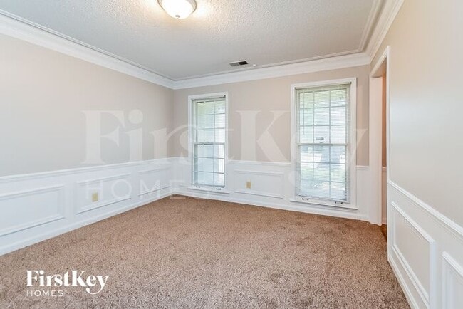 Building Photo - 6889 S Hedgewall Cir