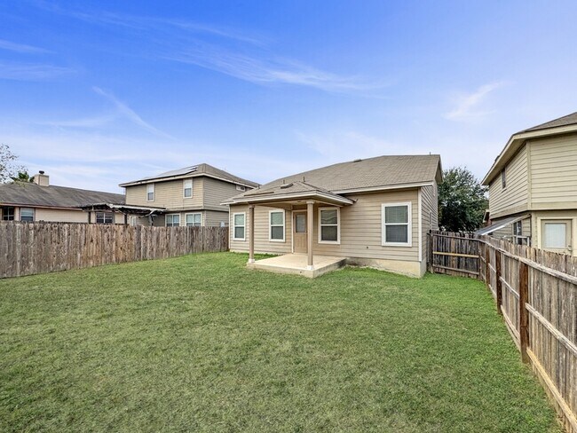 Building Photo - 1826 Strawhouse Way