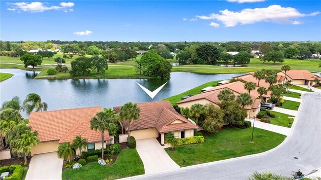 Building Photo - 3281 SW Bobalink Way