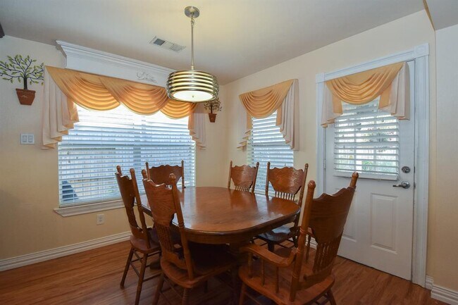 Building Photo - 14814 Cantor Cir