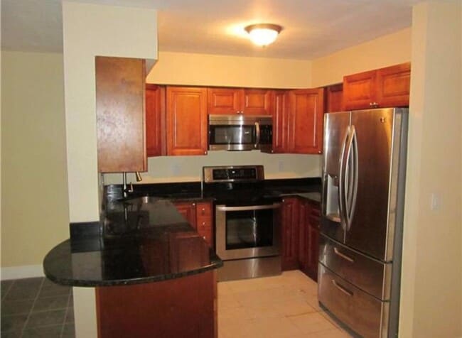 Building Photo - 4215 S 57th Ave