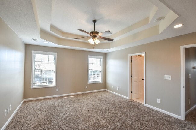 Building Photo - Pet Friendly in Fox Crossing!
