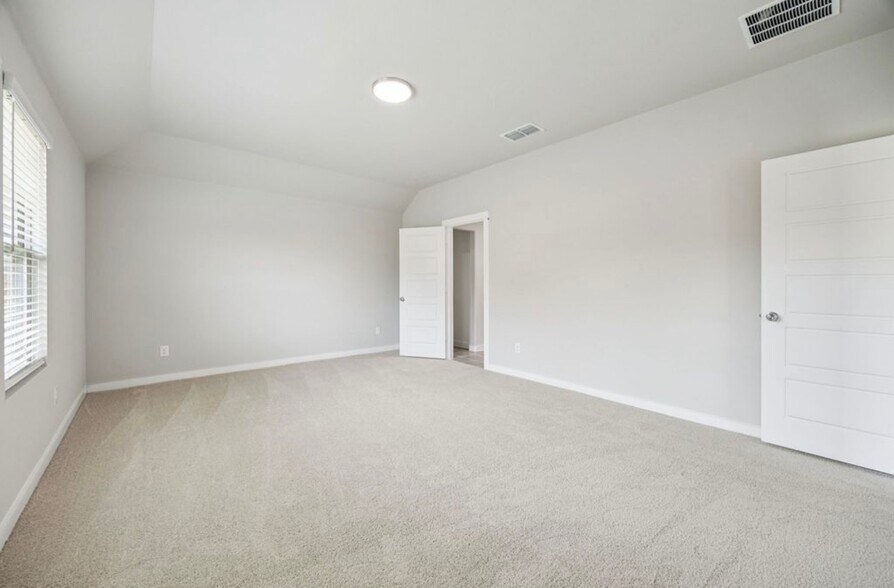 Building Photo - 1012 Rosemary Hill Dr