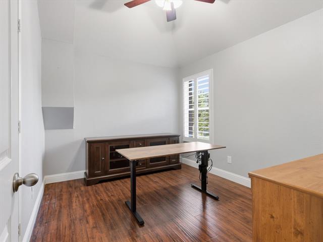 Building Photo - 11398 Plainview Dr