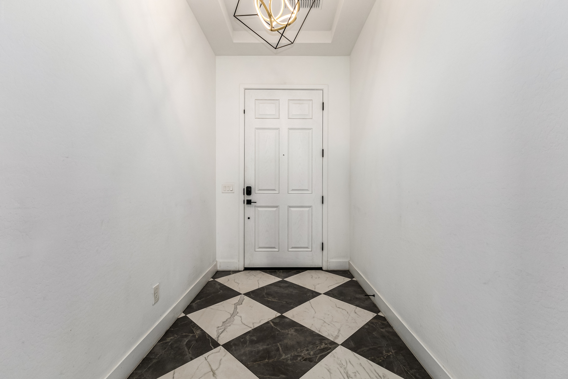 Building Photo - 20954 E Mayberry Rd