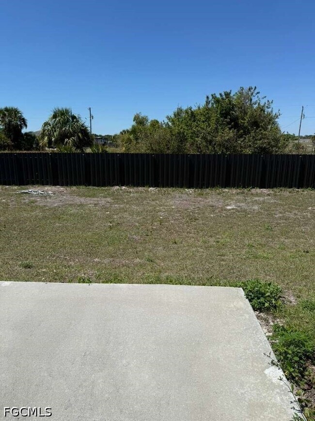 Building Photo - 3125 Kanek Cir