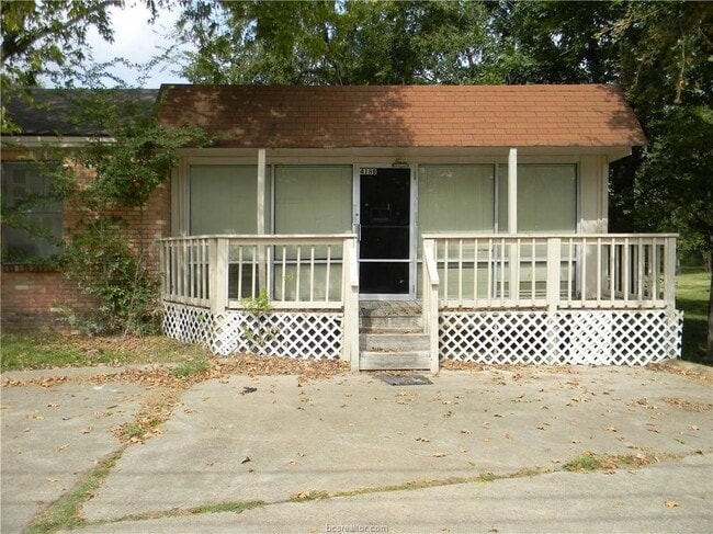 Building Photo - 418 N Coulter Dr