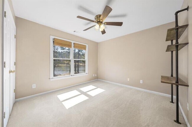 Building Photo - 130 Candler Ct