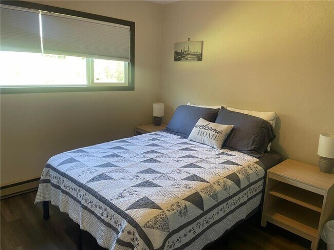 Building Photo - 812 Hills Ave